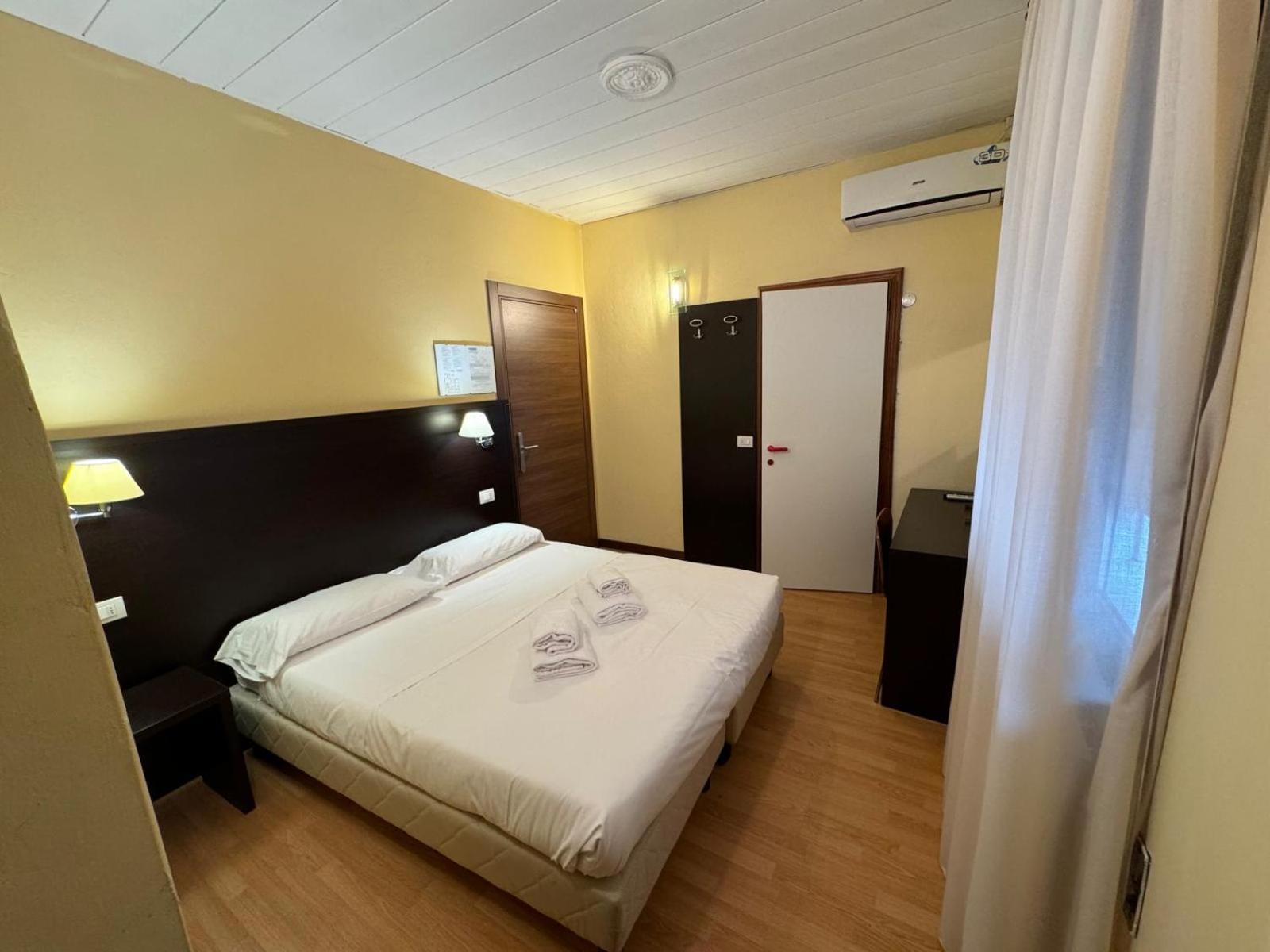 Hotel Guidi 2*